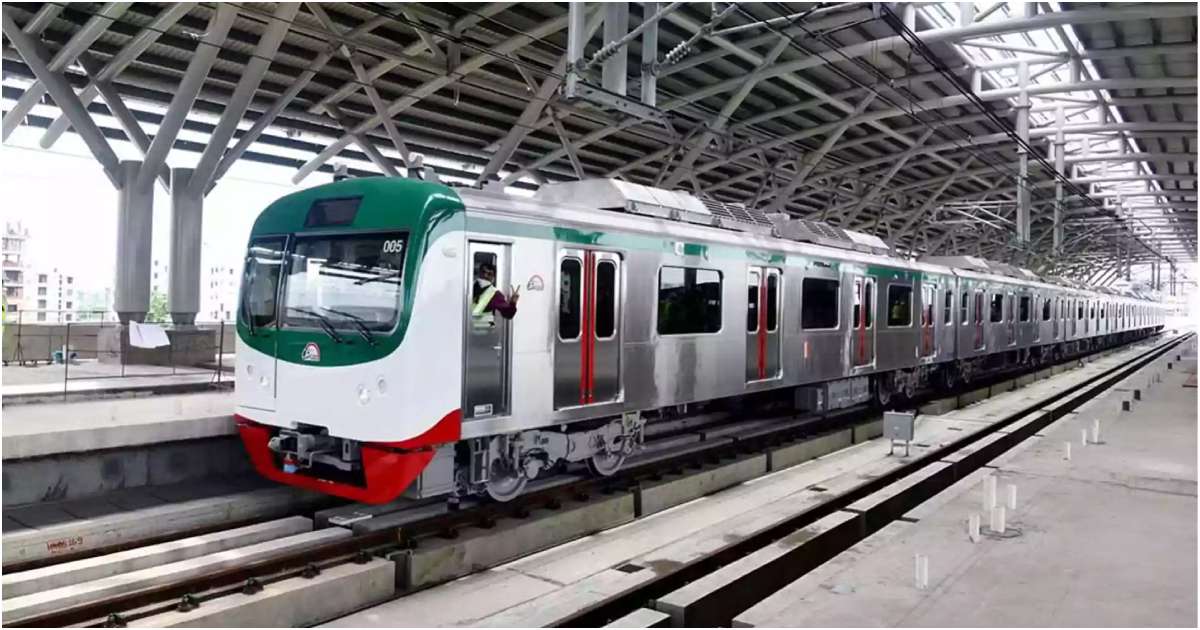 মেট্রোরেলের লাইনে থাকা একটি ট্রেন। ছবি: ইউএনবি