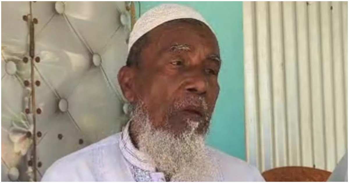 চব্বিশের গণঅভ্যুত্থানের শহীদ আবু সাঈদের বাবা মকবুল হোসেন। ছবি: বাসস