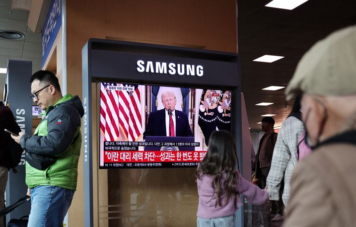 ইরানকে চুক্তি করতে ট্রাম্পের চাপ, অবরোধ বাড়ানোর প্রস্তুতি অ্যামেরিকার