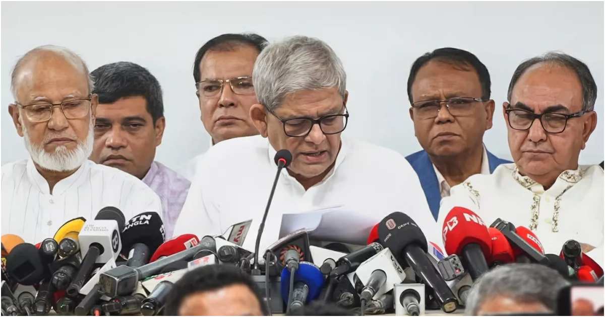 গুলশানে বিএনপি চেয়ারপারসনের কার্যালয়ে সোমবার সন্ধ্যায় আয়োজিত সংবাদ সম্মেলনে ২৩৭ আসনে প্রার্থী ঘোষণা করেন দলটির মহাসচিব মির্জা ফখরুল ইসলাম আলমগীর। ছবি: বিএনপি প্রকাশিত ভিডিও থেকে নেওয়া/ইউএনবি