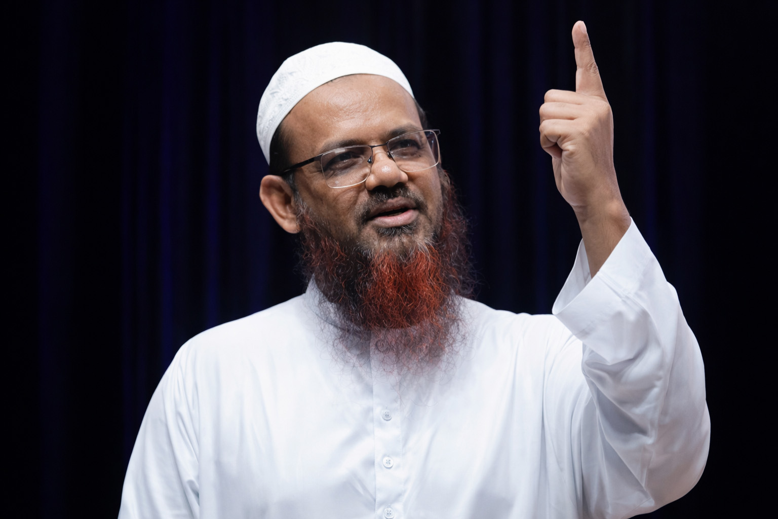 মুফতি ফয়জুল করীম দুই আসনেই পরাজিত