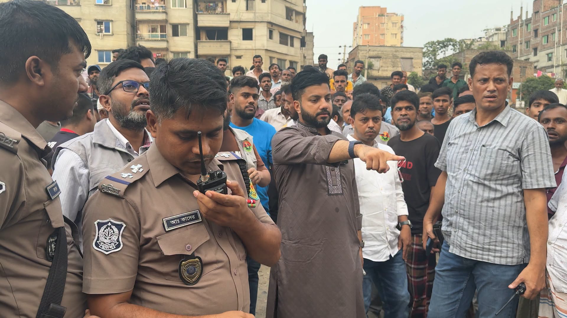ইশরাককে মন্ত্রিসভা থেকে পদত্যাগের নির্দেশ প্রধানমন্ত্রীর